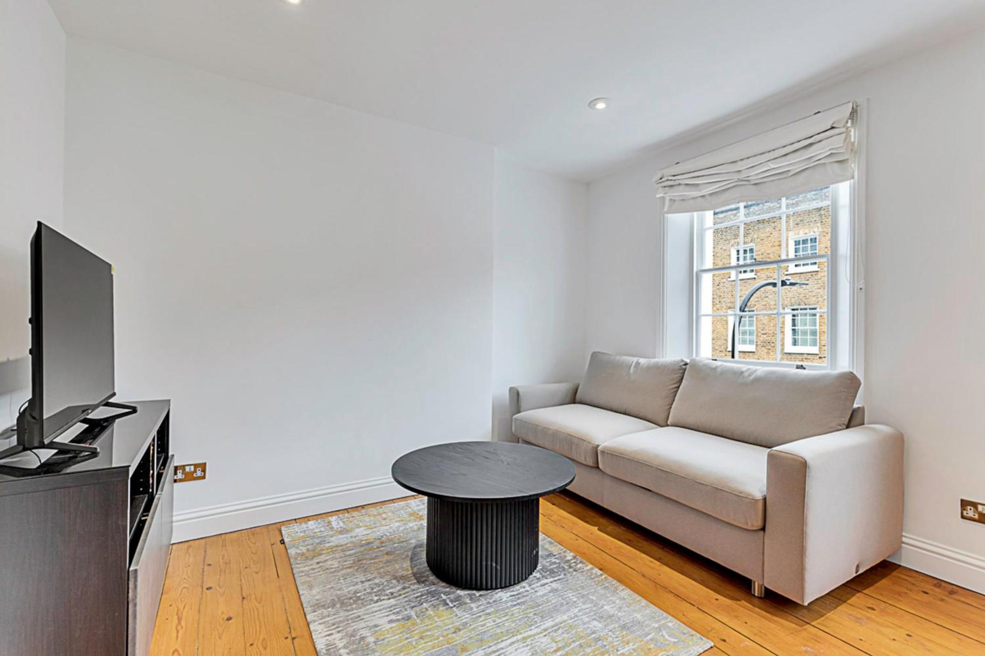 One-Bedroom Abode With A Balcony In Central London Ngoại thất bức ảnh